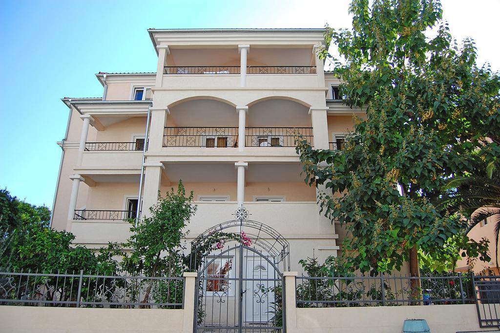 Vila Maslina Guesthouse Budva Exterior photo